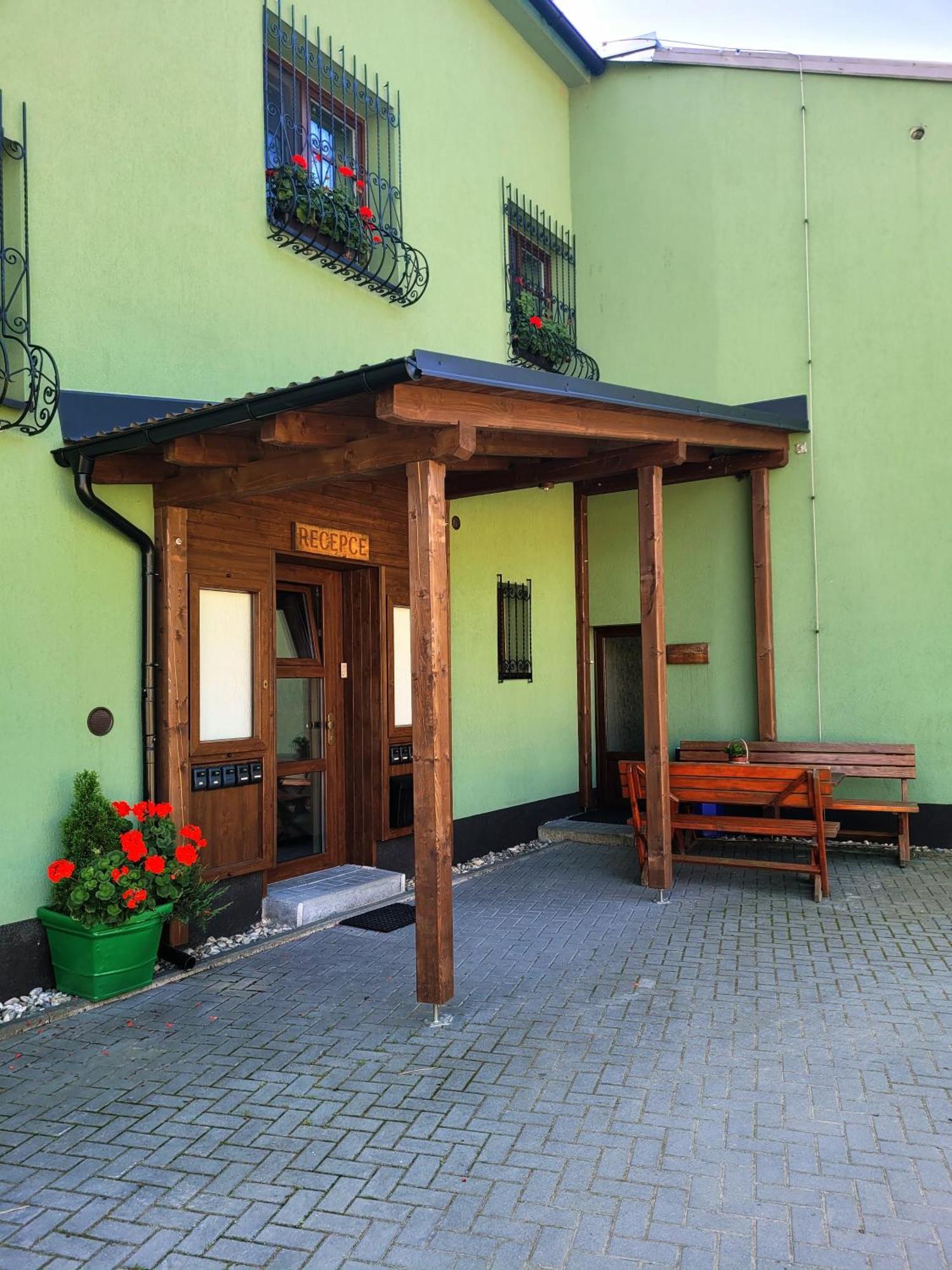 Apartmanovy Dum Pastak Loučná nad Desnou エクステリア 写真